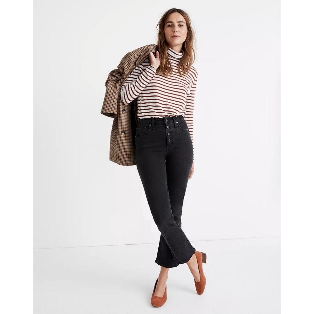 Madewell | Cali Demi-Boot Jeans in Bellspring Wash: Button-Front Edition Size 23